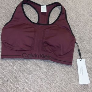 Calvin Performance Bra